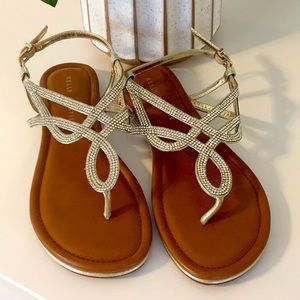 Kelly & Katie Sandals